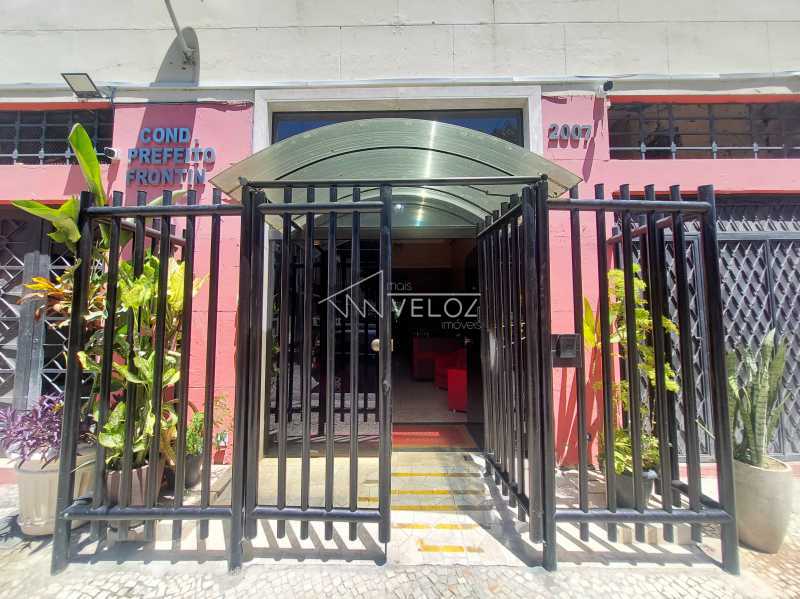 Apartamento à venda com 2 quartos, 56m² - Foto 19