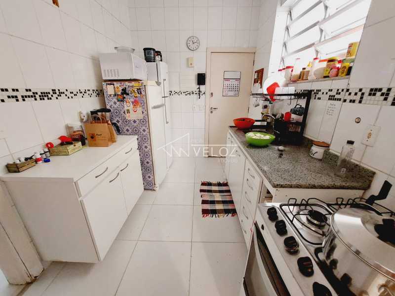 Apartamento à venda com 2 quartos, 87m² - Foto 24