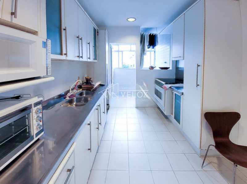 Apartamento à venda com 3 quartos, 134m² - Foto 14