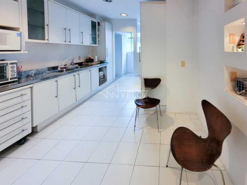 Apartamento à venda com 3 quartos, 134m² - Foto 13