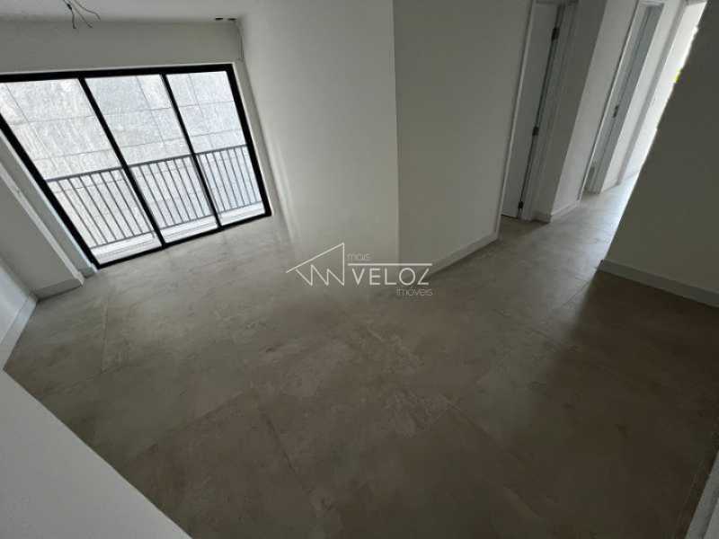 Apartamento à venda com 3 quartos, 87m² - Foto 10