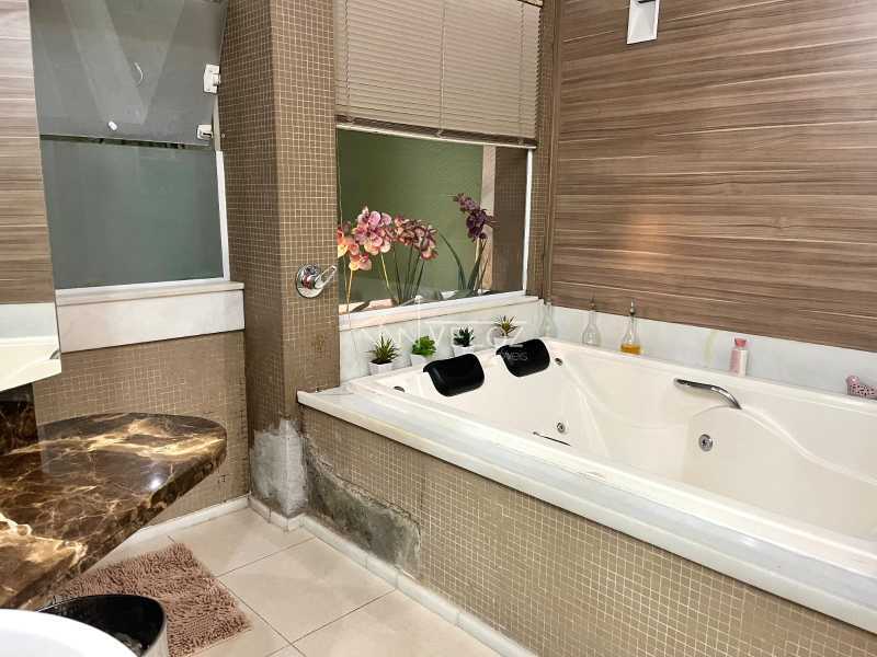 Apartamento, 3 quartos, 255 m² - Foto 17