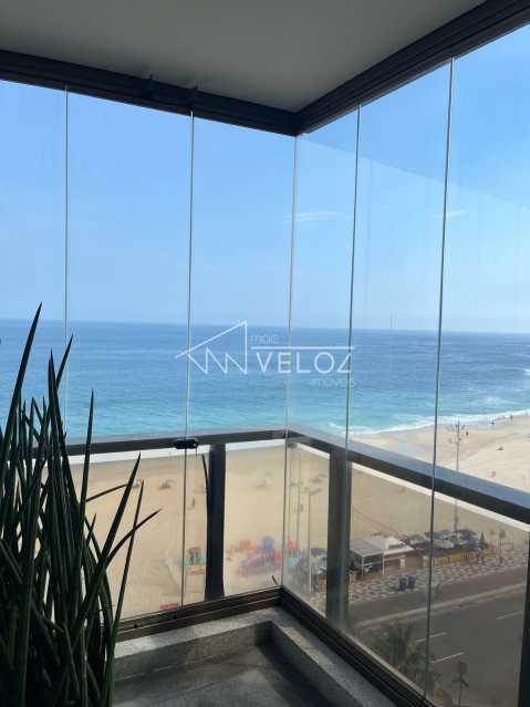 Apartamento à venda com 4 quartos, 720m² - Foto 2