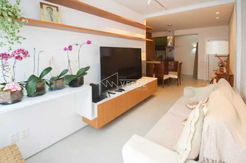 Apartamento à venda com 3 quartos, 77m² - Foto 1