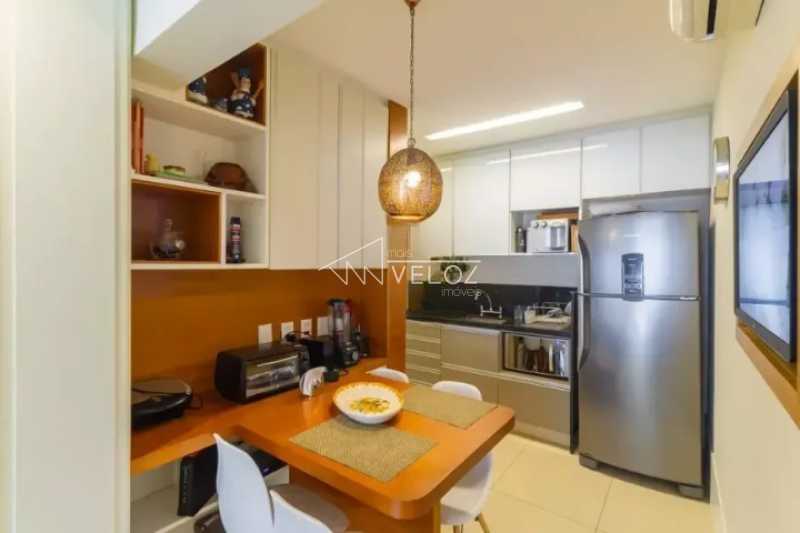 Cobertura à venda com 3 quartos, 225m² - Foto 7
