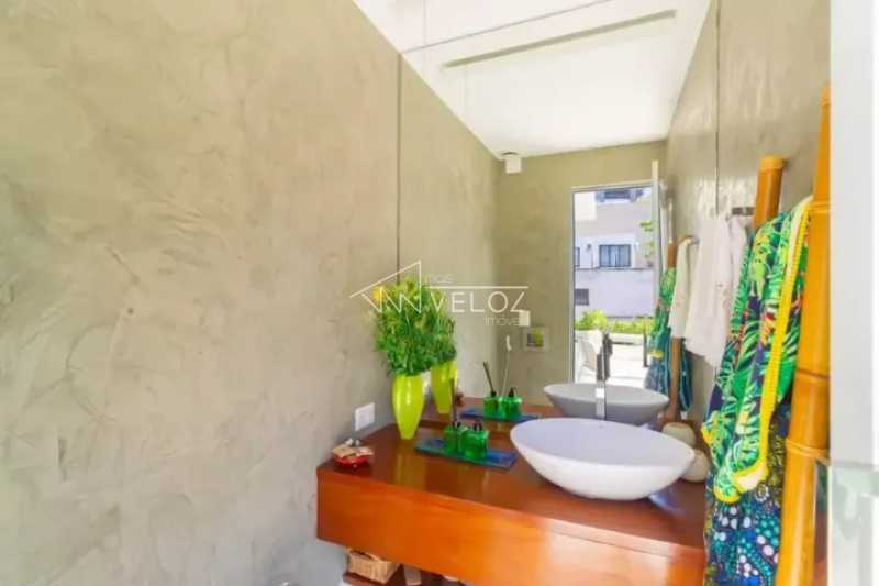 Cobertura à venda com 3 quartos, 225m² - Foto 15