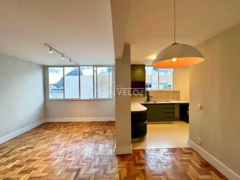 Apartamento à venda com 3 quartos, 87m² - Foto 3
