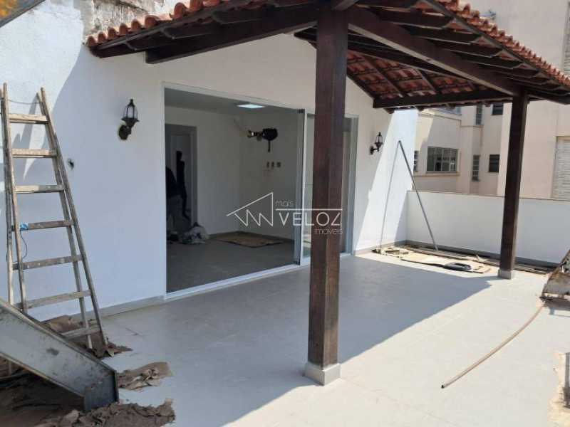 Cobertura à venda com 2 quartos, 140m² - Foto 16