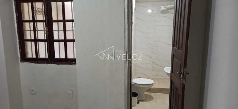 Casa à venda com 8 quartos, 158m² - Foto 9