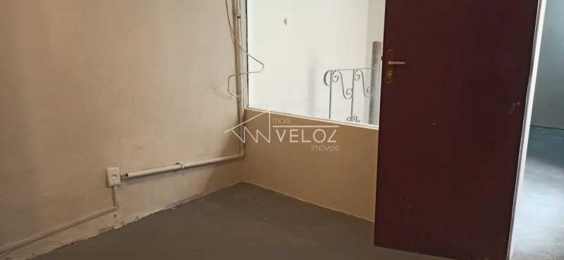 Casa à venda com 8 quartos, 158m² - Foto 18
