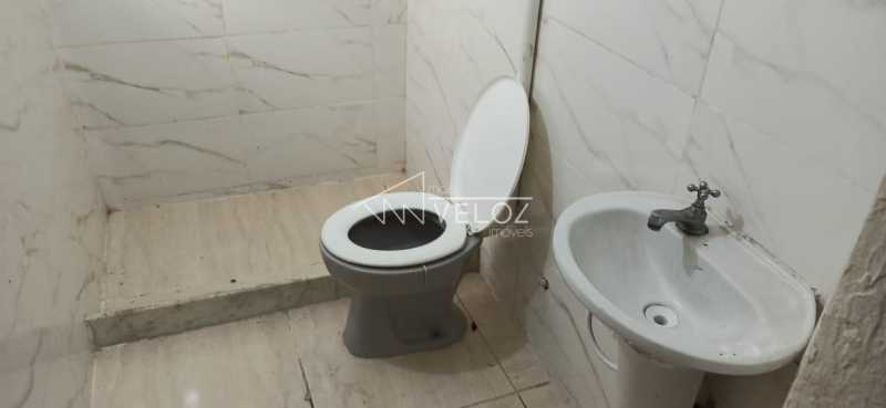 Casa à venda com 8 quartos, 158m² - Foto 21