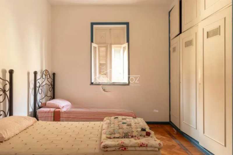 Cobertura, 4 quartos, 239 m² - Foto 1