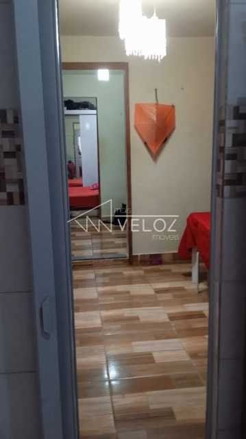 Casa à venda com 2 quartos, 45m² - Foto 13