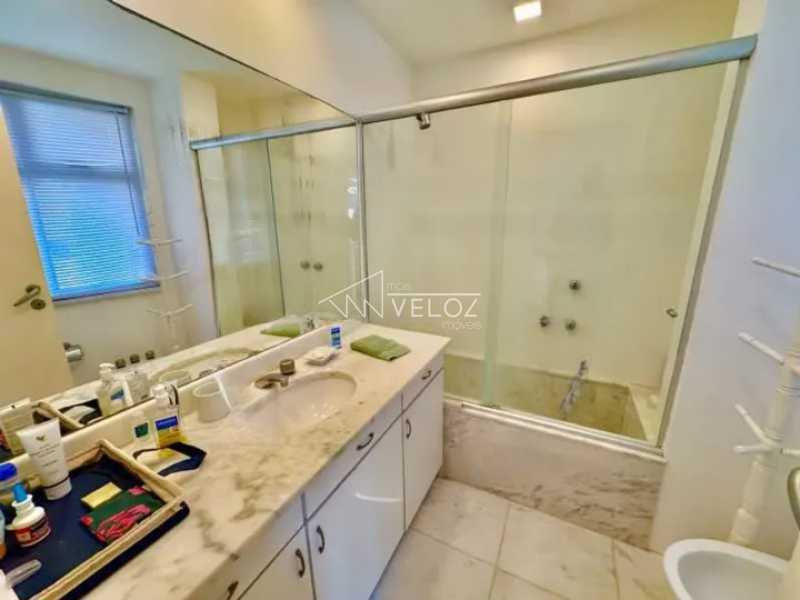 Apartamento à venda com 4 quartos, 238m² - Foto 7