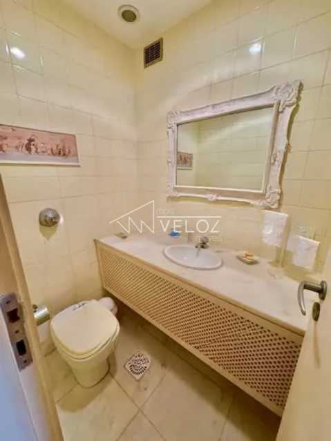 Apartamento à venda com 4 quartos, 238m² - Foto 15