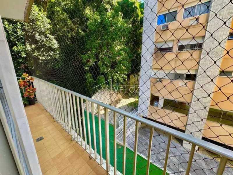Apartamento à venda com 4 quartos, 238m² - Foto 18