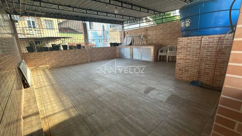 Apartamento à venda com 2 quartos, 70m² - Foto 7