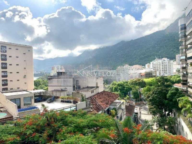 Cobertura à venda com 4 quartos, 396m² - Foto 1