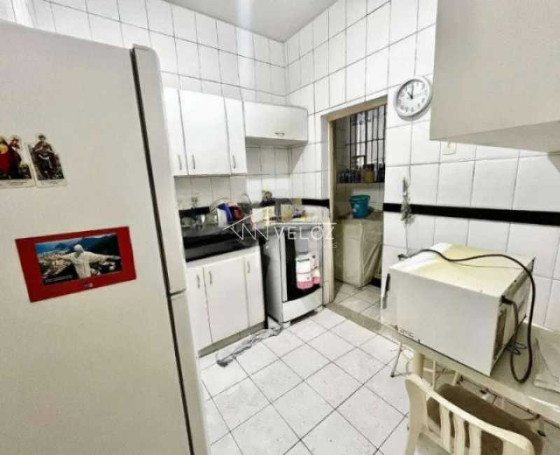 Apartamento à venda com 3 quartos, 110m² - Foto 19