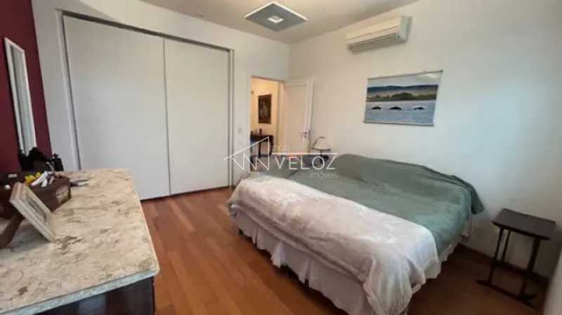 Apartamento à venda com 3 quartos, 261m² - Foto 11