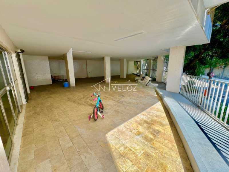 Apartamento à venda com 3 quartos, 140m² - Foto 29