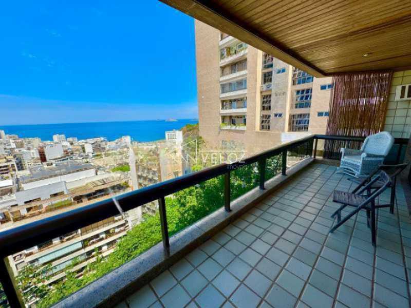 Apartamento à venda com 3 quartos, 179m² - Foto 6