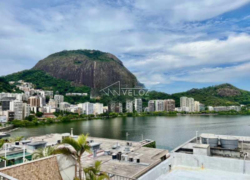 Cobertura à venda com 4 quartos, 283m² - Foto 1