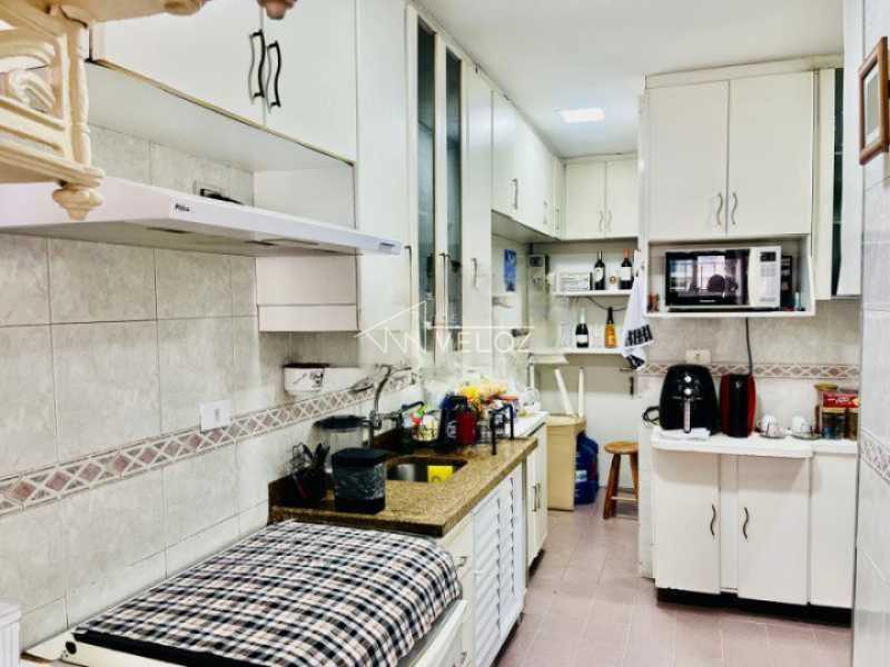 Cobertura à venda com 4 quartos, 283m² - Foto 17