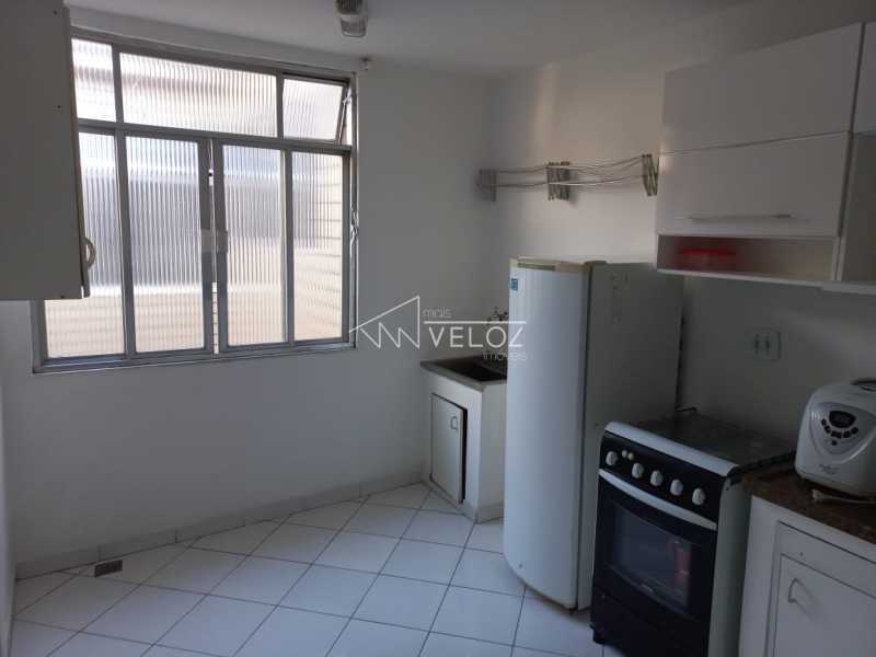 Apartamento à venda com 2 quartos, 56m² - Foto 2