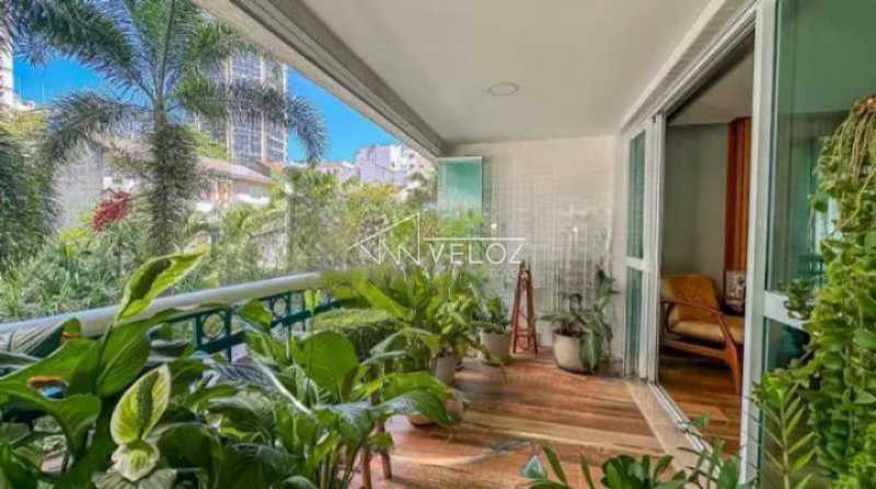 Apartamento à venda com 3 quartos, 156m² - Foto 1