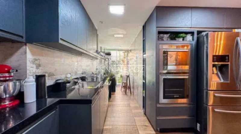 Apartamento à venda com 3 quartos, 156m² - Foto 9