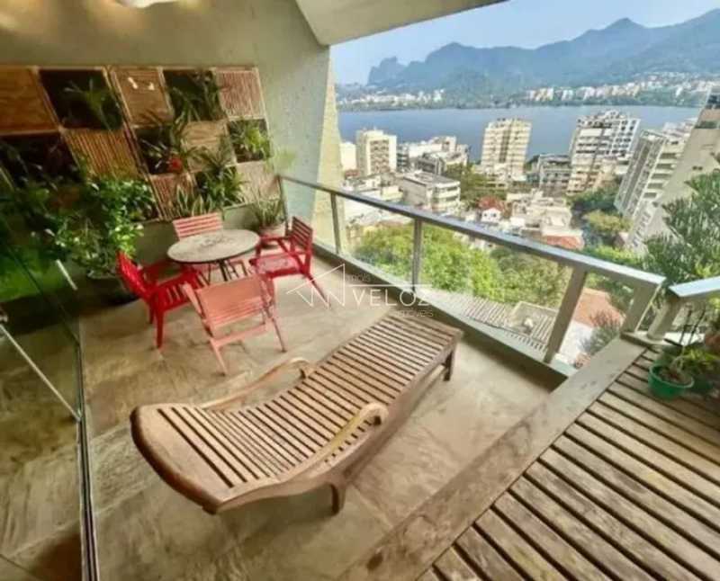 Cobertura, 3 quartos, 240 m² - Foto 16