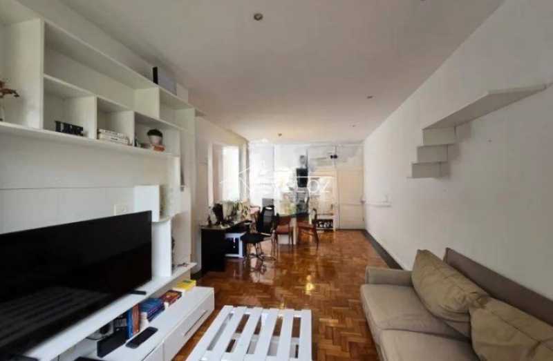 Apartamento à venda com 2 quartos, 64m² - Foto 2