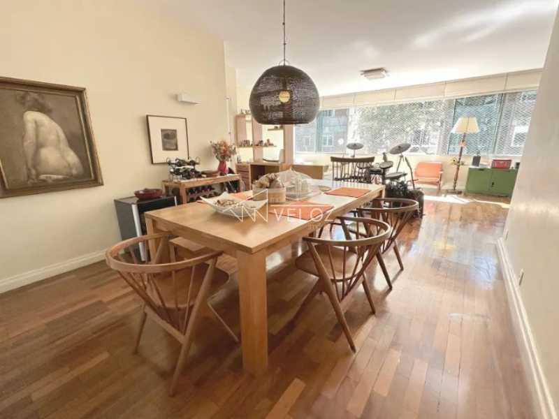 Apartamento à venda com 4 quartos, 152m² - Foto 2