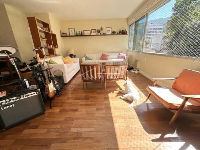 Apartamento à venda com 4 quartos, 152m² - Foto 3