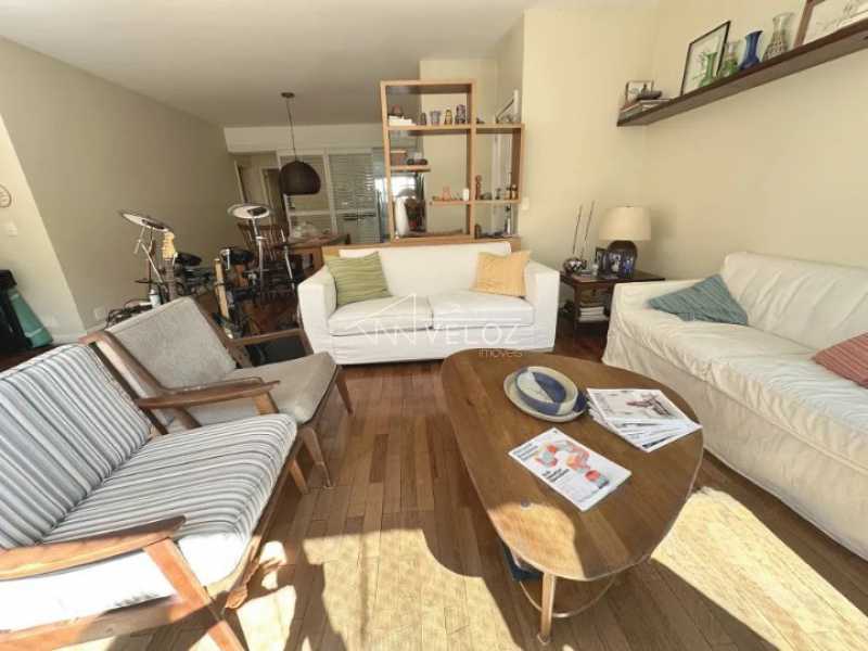 Apartamento à venda com 4 quartos, 152m² - Foto 9