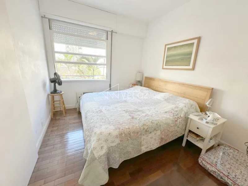 Apartamento à venda com 4 quartos, 152m² - Foto 12