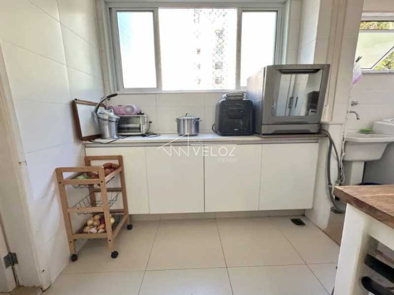 Apartamento à venda com 4 quartos, 152m² - Foto 22
