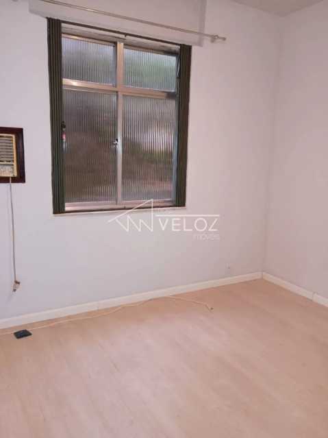 Apartamento à venda com 1 quarto, 48m² - Foto 11