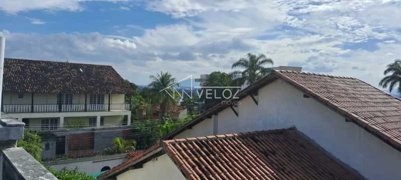 Casa à venda com 2 quartos, 450m² - Foto 19