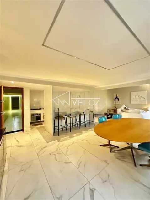 Cobertura à venda com 3 quartos, 222m² - Foto 12