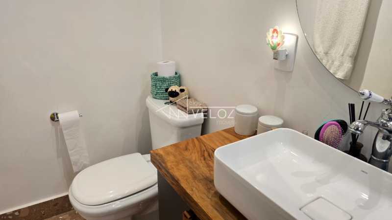Cobertura à venda com 3 quartos, 270m² - Foto 11