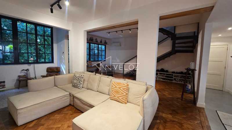 Cobertura à venda com 3 quartos, 270m² - Foto 9