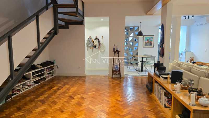Cobertura à venda com 3 quartos, 270m² - Foto 7