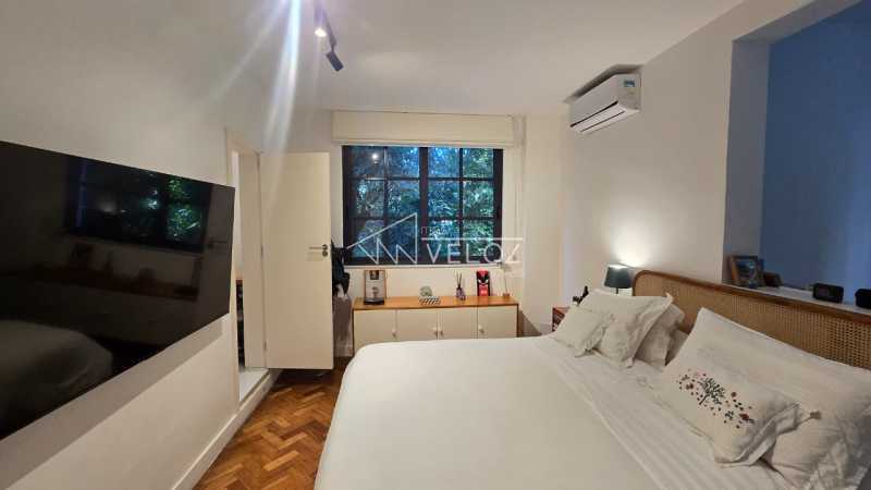 Cobertura à venda com 3 quartos, 270m² - Foto 17