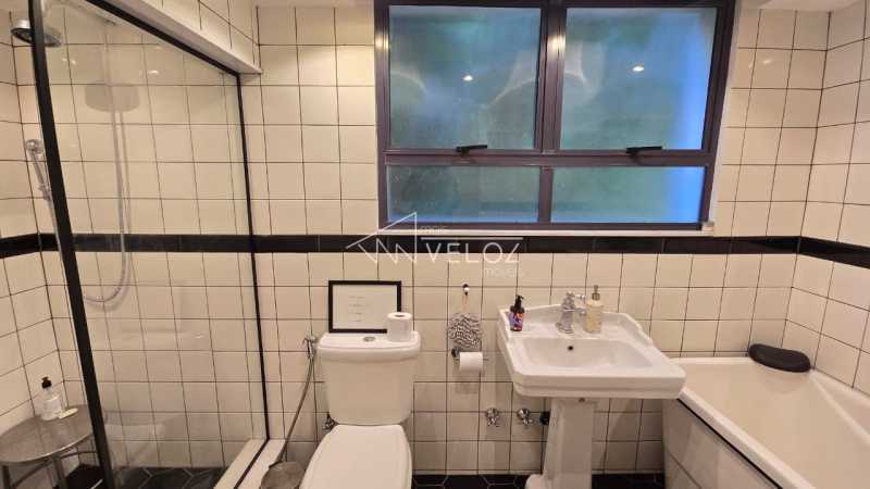 Cobertura à venda com 3 quartos, 270m² - Foto 27