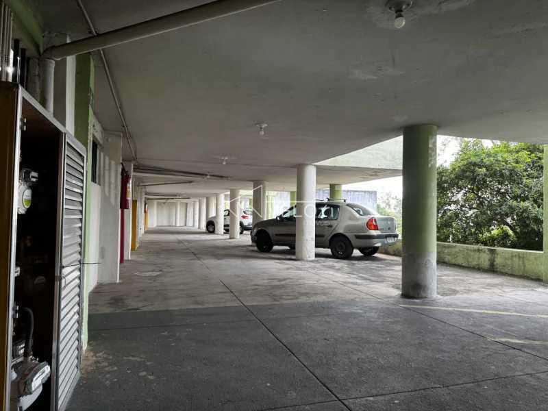Apartamento à venda com 2 quartos, 62m² - Foto 22