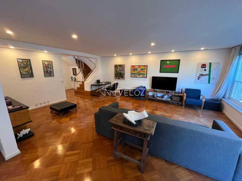 Cobertura à venda com 5 quartos, 430m² - Foto 20