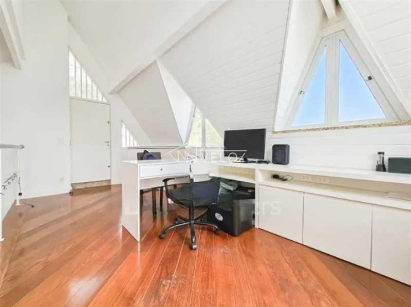 Cobertura à venda com 3 quartos, 230m² - Foto 9
