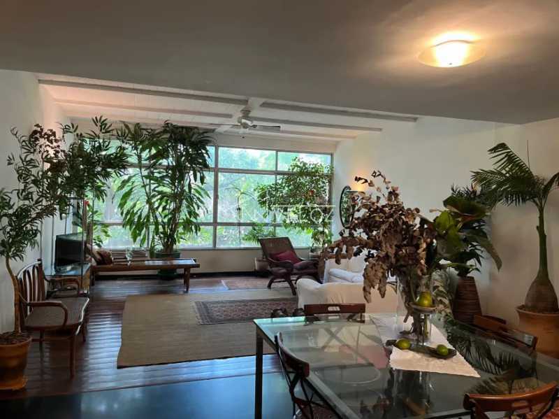 Apartamento à venda com 4 quartos, 175m² - Foto 1